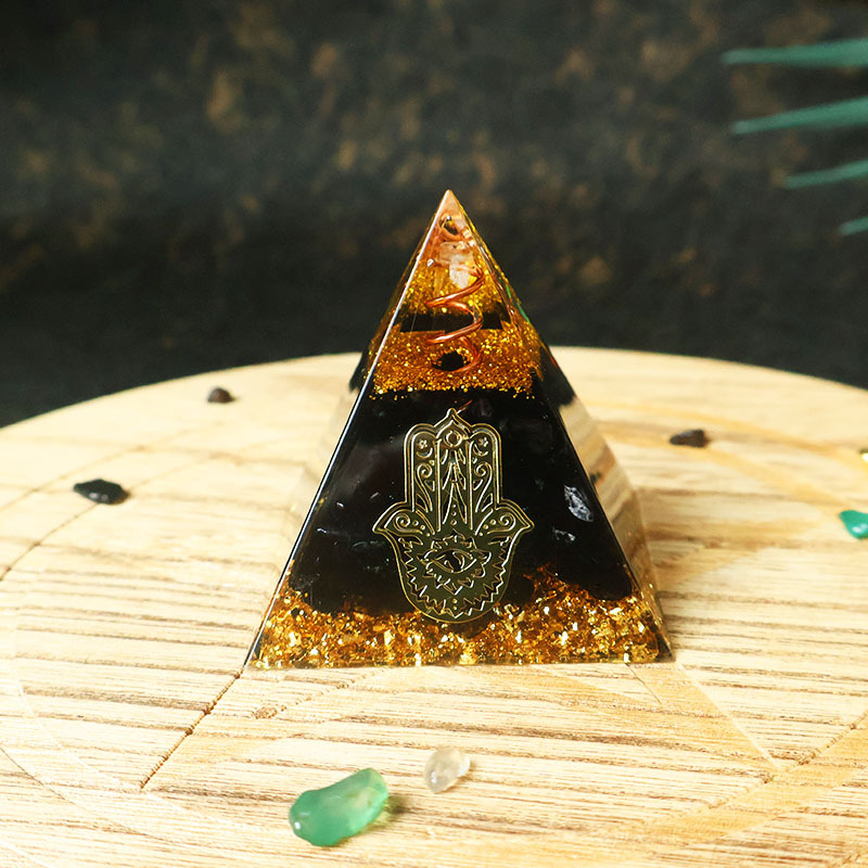 Pyramide Hamsa en résine et cr - Home Office Free avis et prix