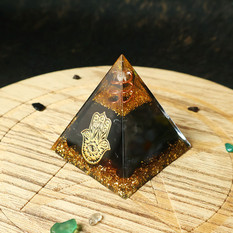 Pyramide Hamsa en résine et cr - Home Office Free avis et prix