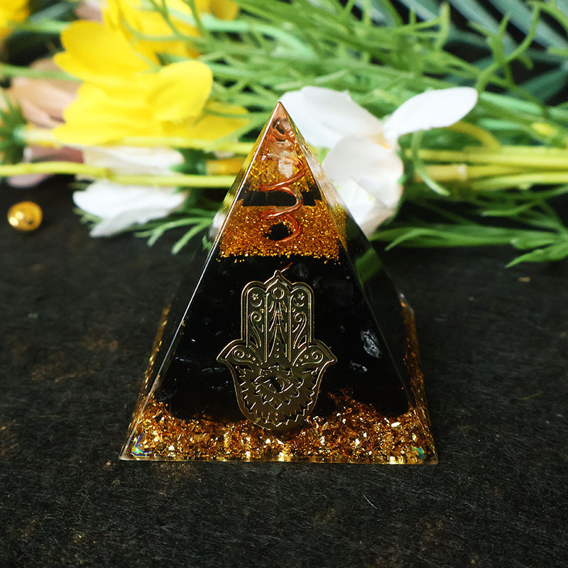 Pyramide Hamsa en résine et cr - Home Office Free avis et prix
