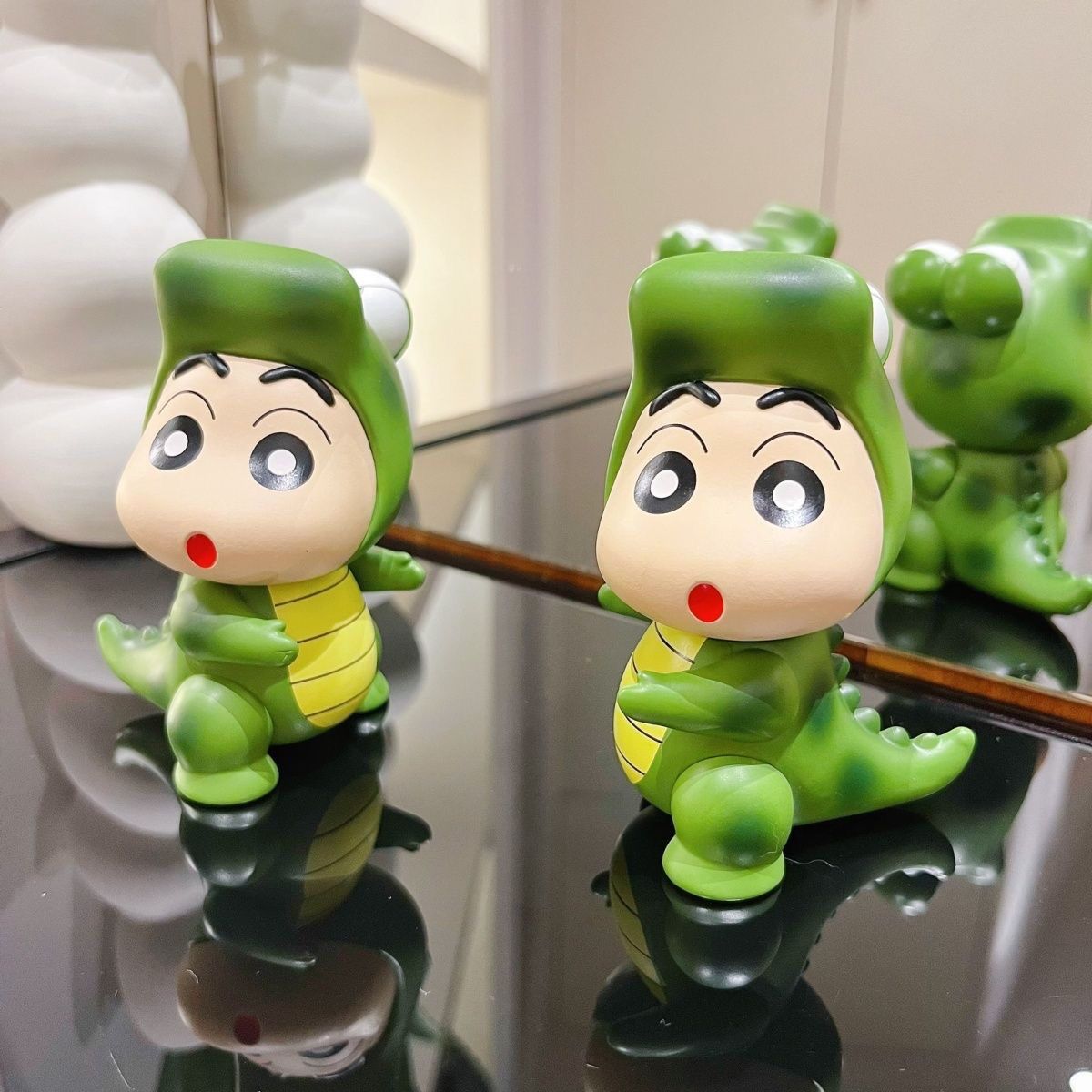 Figurine Crayon Shin-chan au d - Home Office Design avis et prix